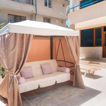 Dream House 2* 아크토폴