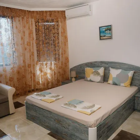 Guest house Dream House 2*